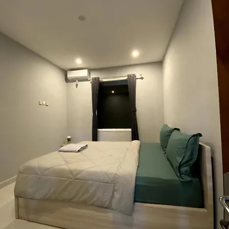 Sukha Homestay Kuta  Buitenkant foto